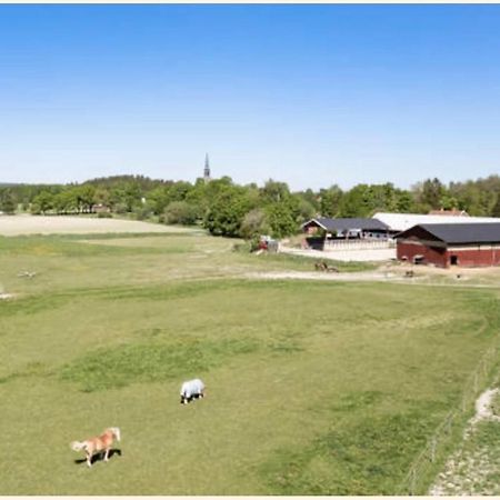 Vallby Farm Camp Orebro Exterior photo