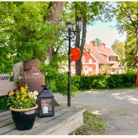 Vallby Farm Camp Orebro Exterior photo